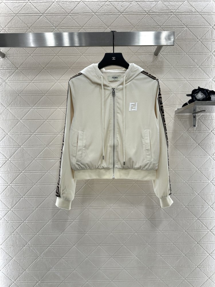 Кофта женская