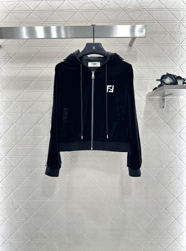 Кофта женская