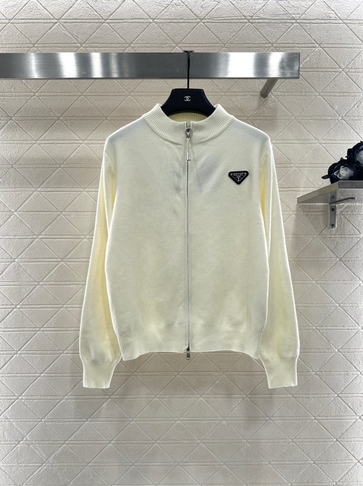 Кофта женская