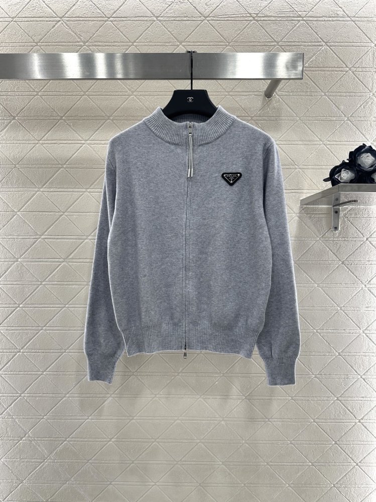 Кофта женская