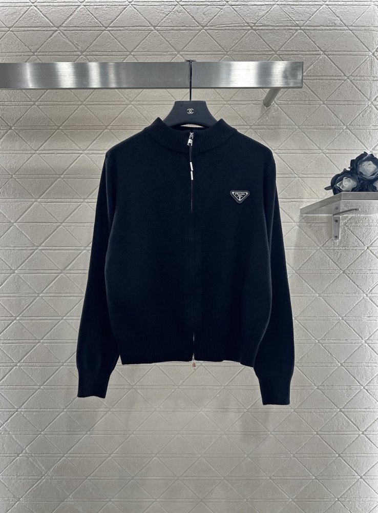 Кофта женская