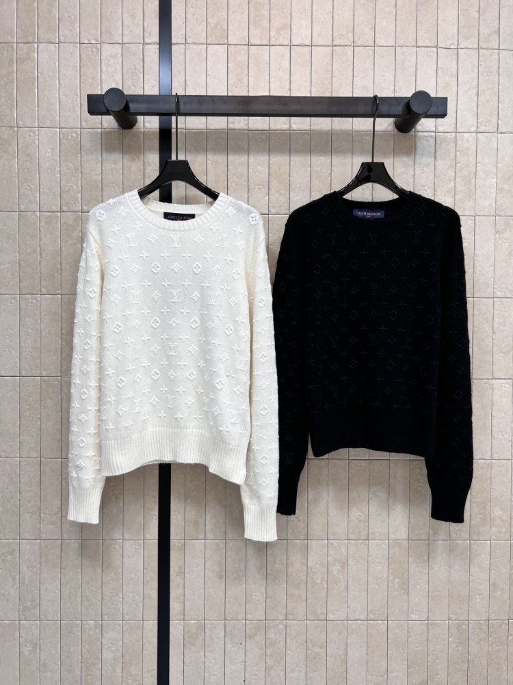 Кофта жіноча