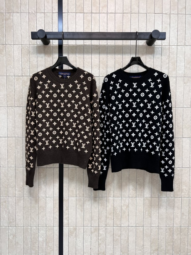 Кофта жіноча