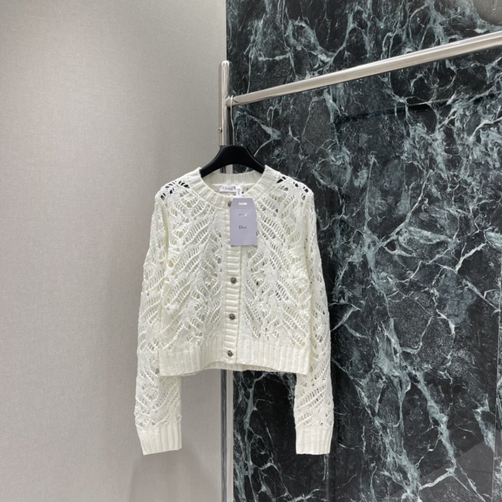 Кофта жіноча