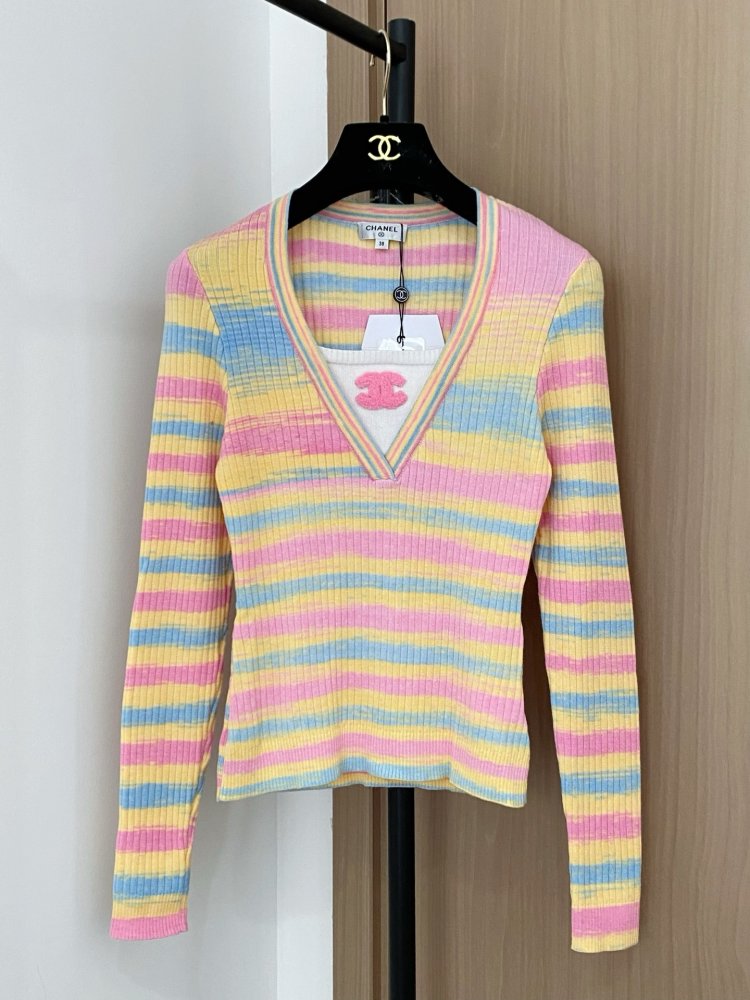 Кофта жіноча