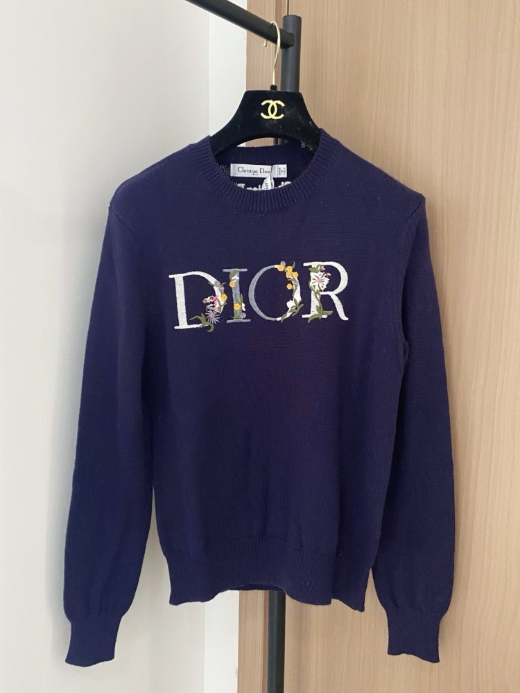 Кофта жіноча