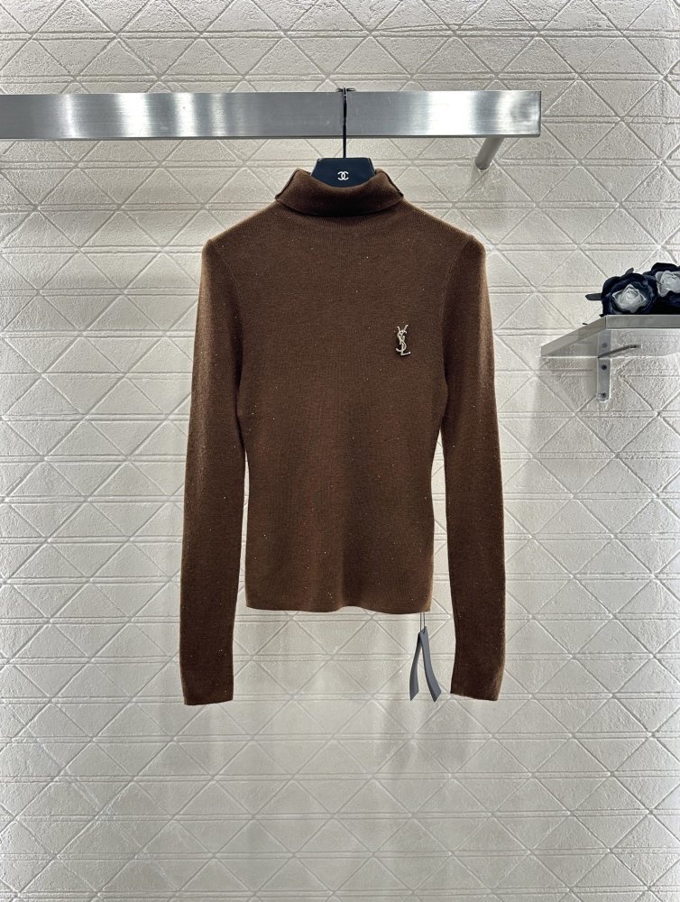 Кофта жіноча