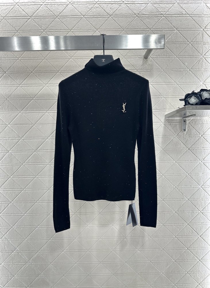 Кофта женская