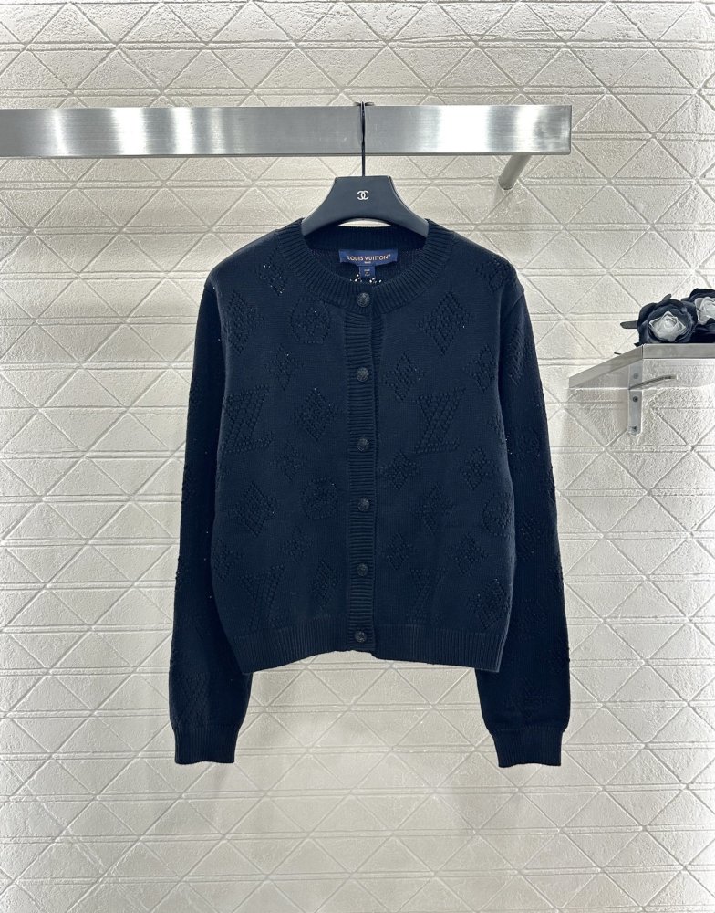 Кофта жіноча