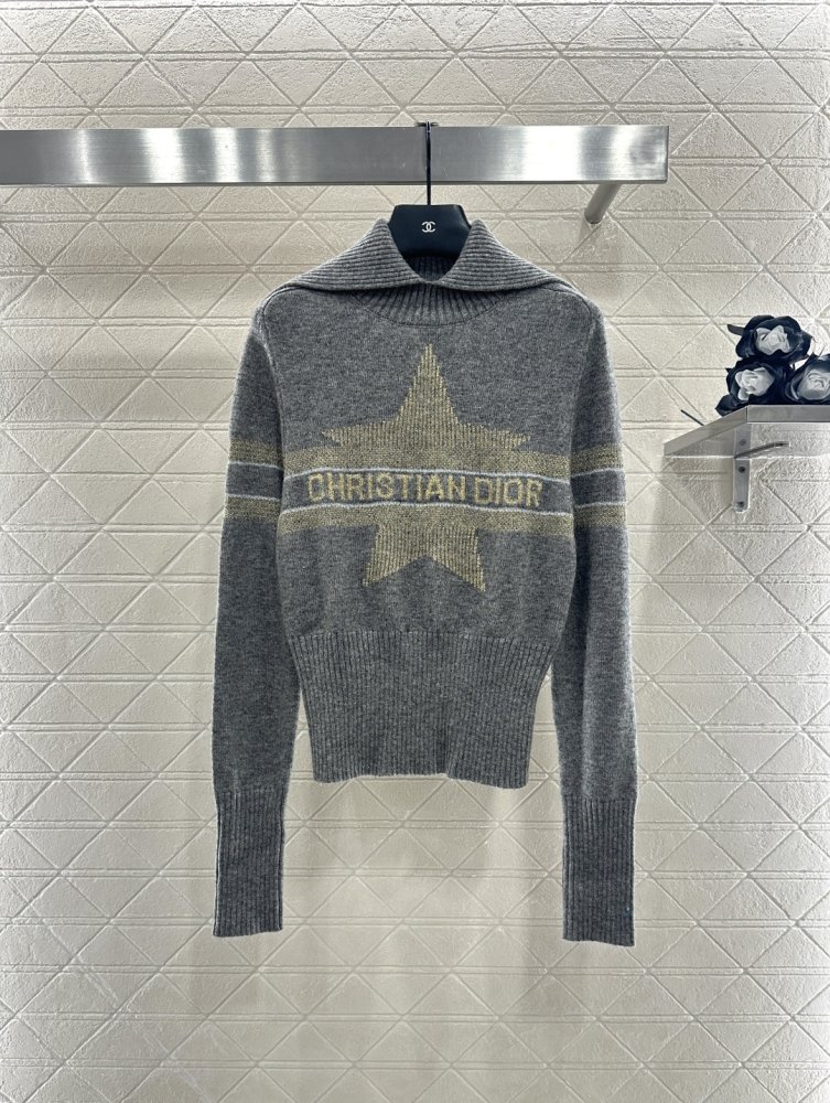 Кофта жіноча