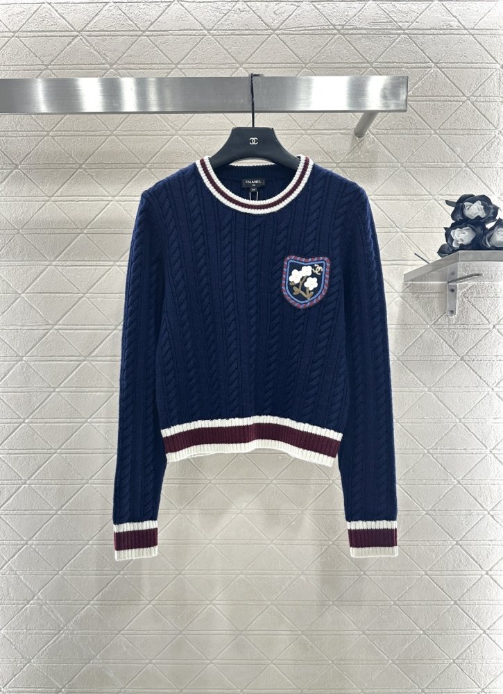 Кофта жіноча