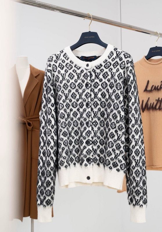 Кофта женская