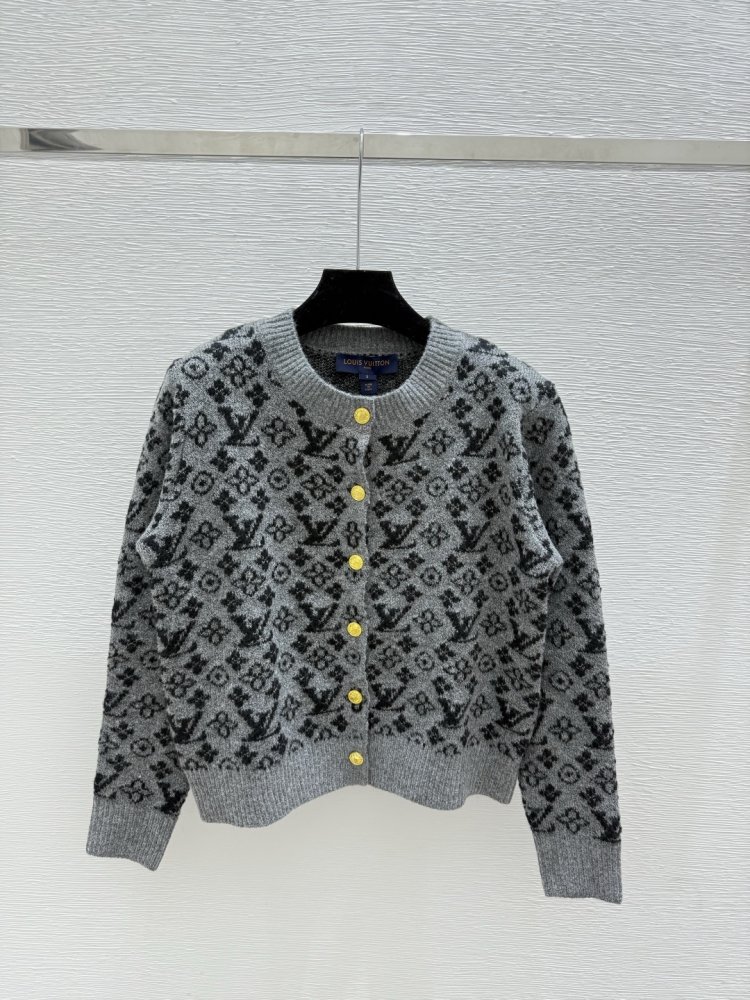 Кофта женская