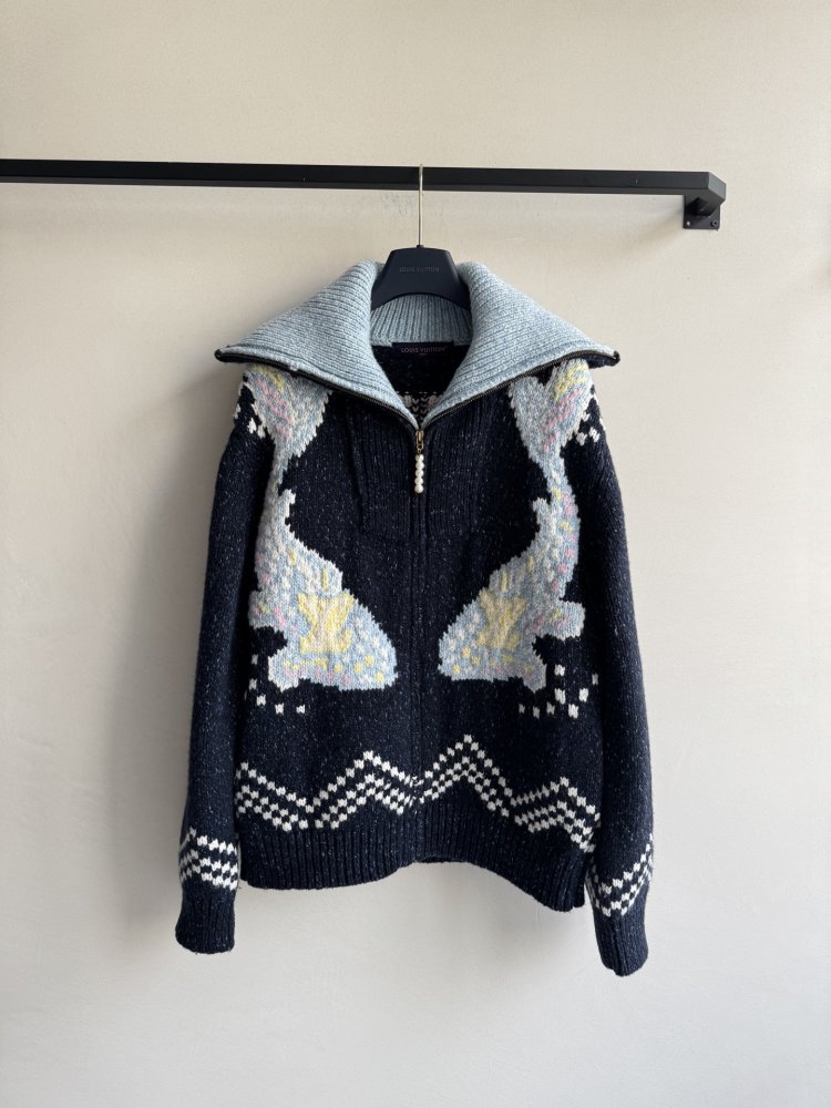 Кофта женская