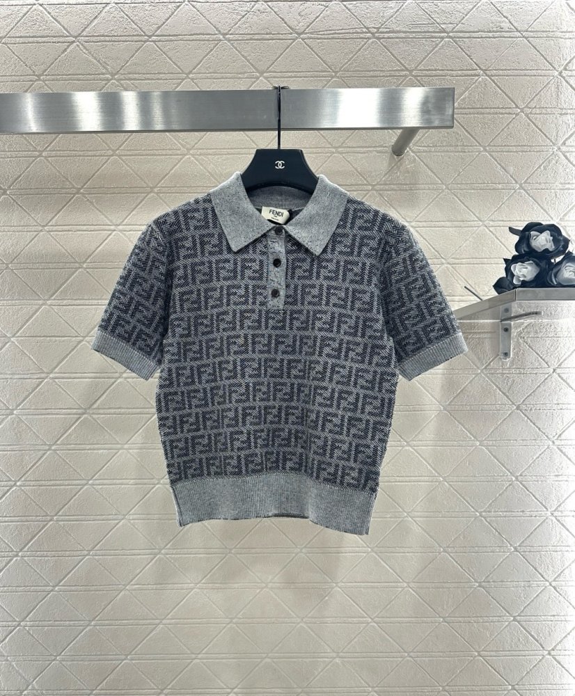 Кофта женская