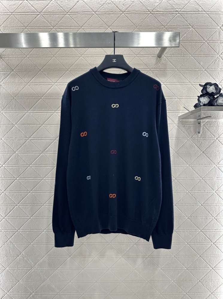 Кофта жіноча