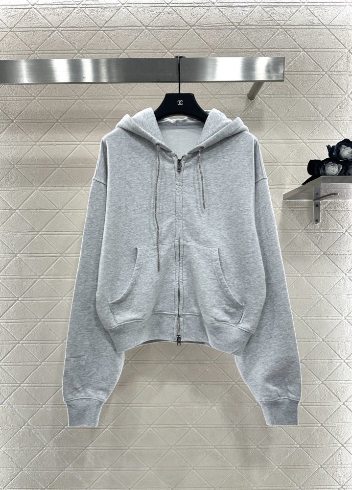 Кофта жіноча