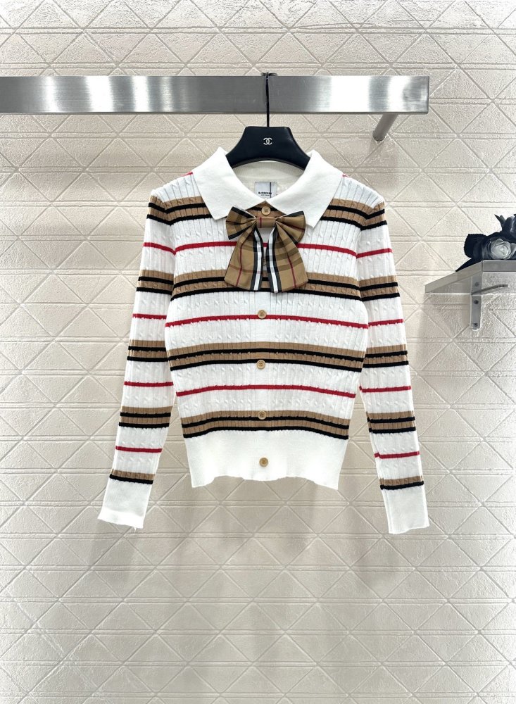 Кофта жіноча