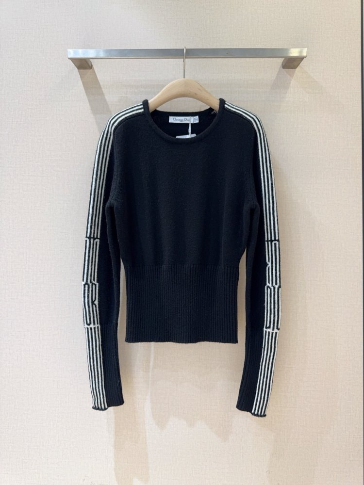 Кофта женская