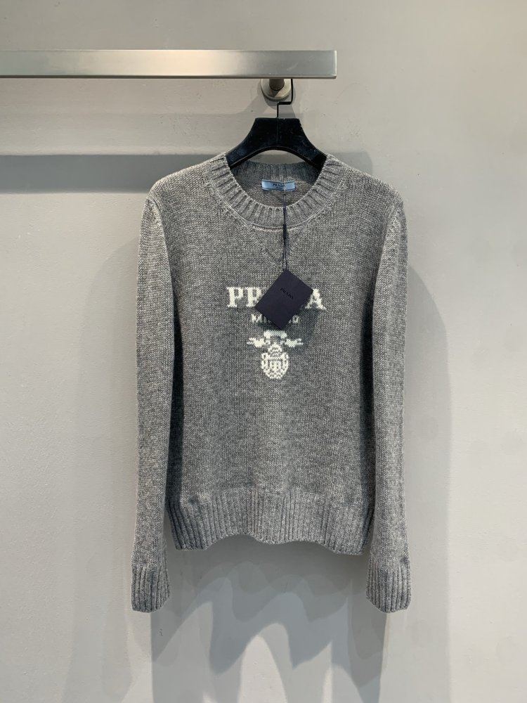 Кофта женская