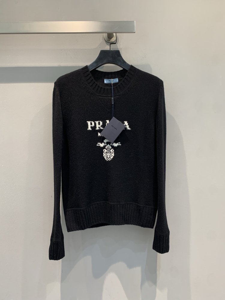 Кофта женская