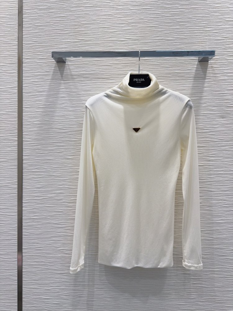 Кофта женская