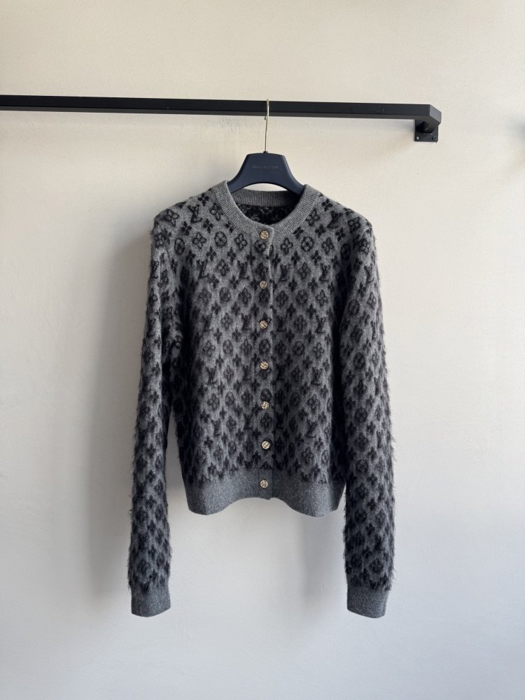 Кофта женская