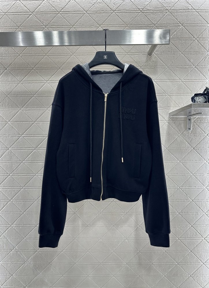 Кофта женская