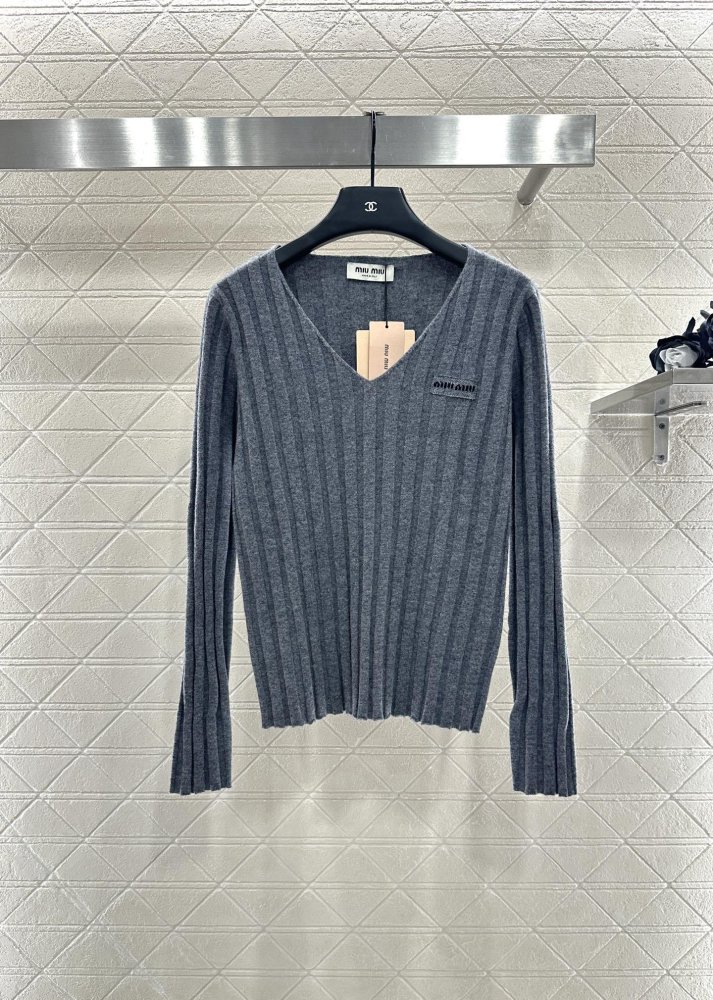 Кофта женская