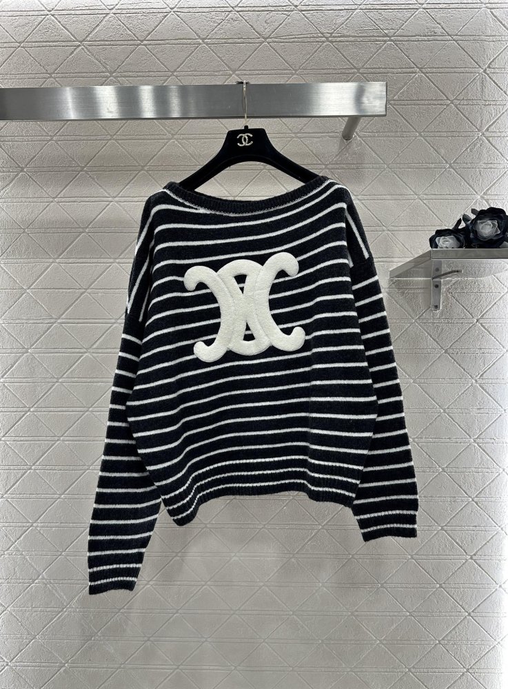 Кофта жіноча