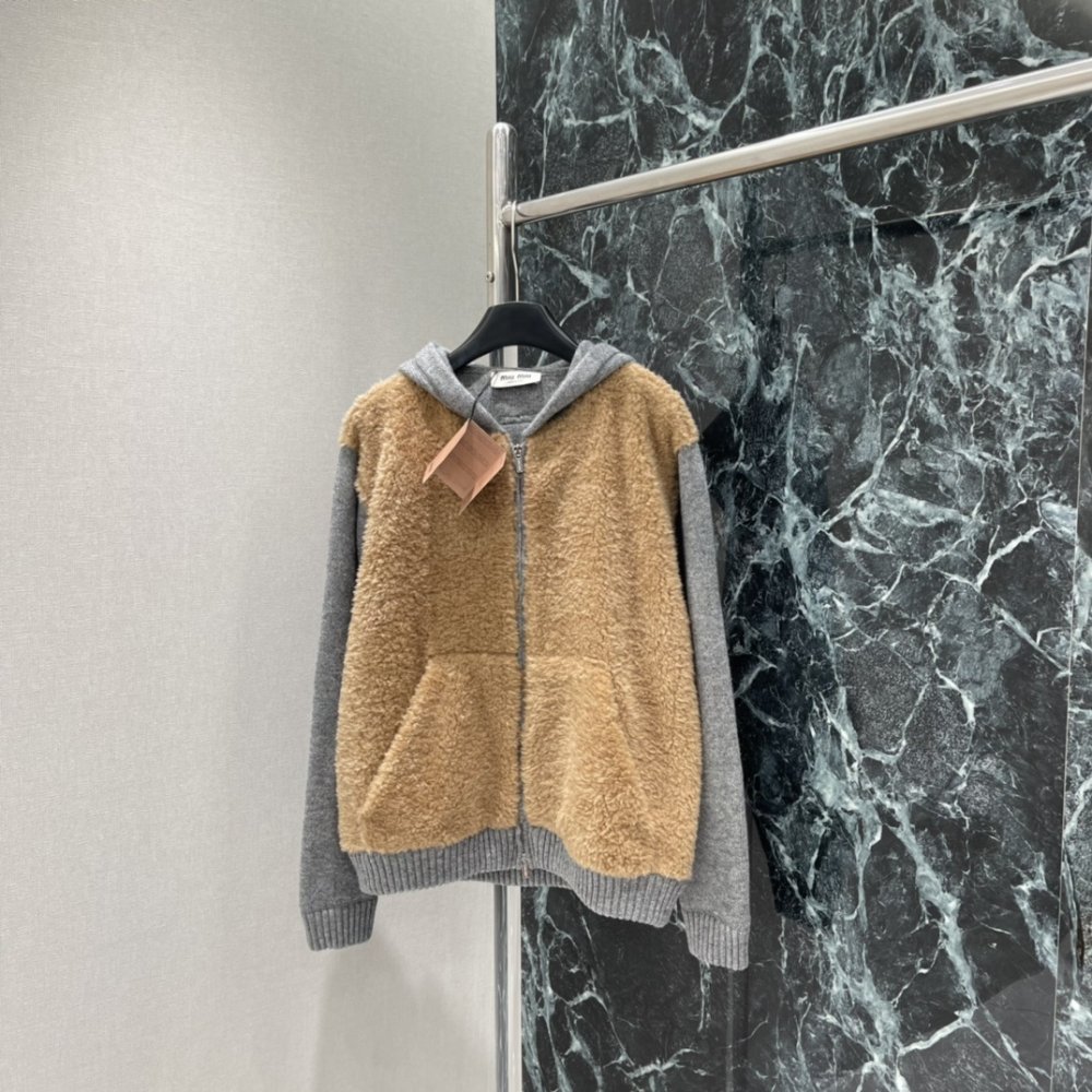 Кофта женская