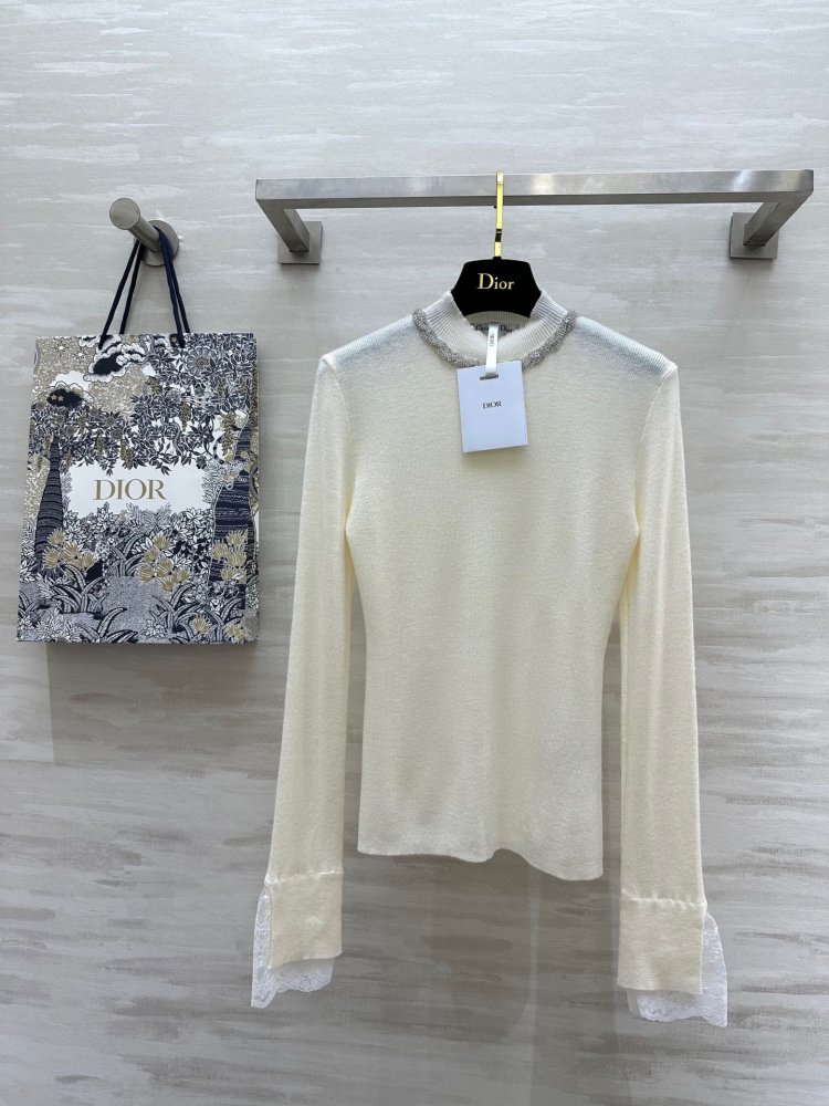 Кофта жіноча