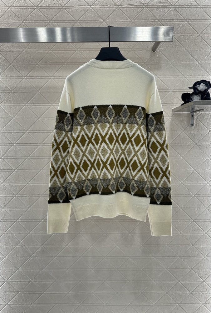 Кофта женская фото 2