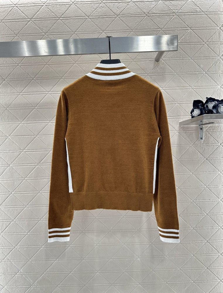 Кофта жіноча фото 2