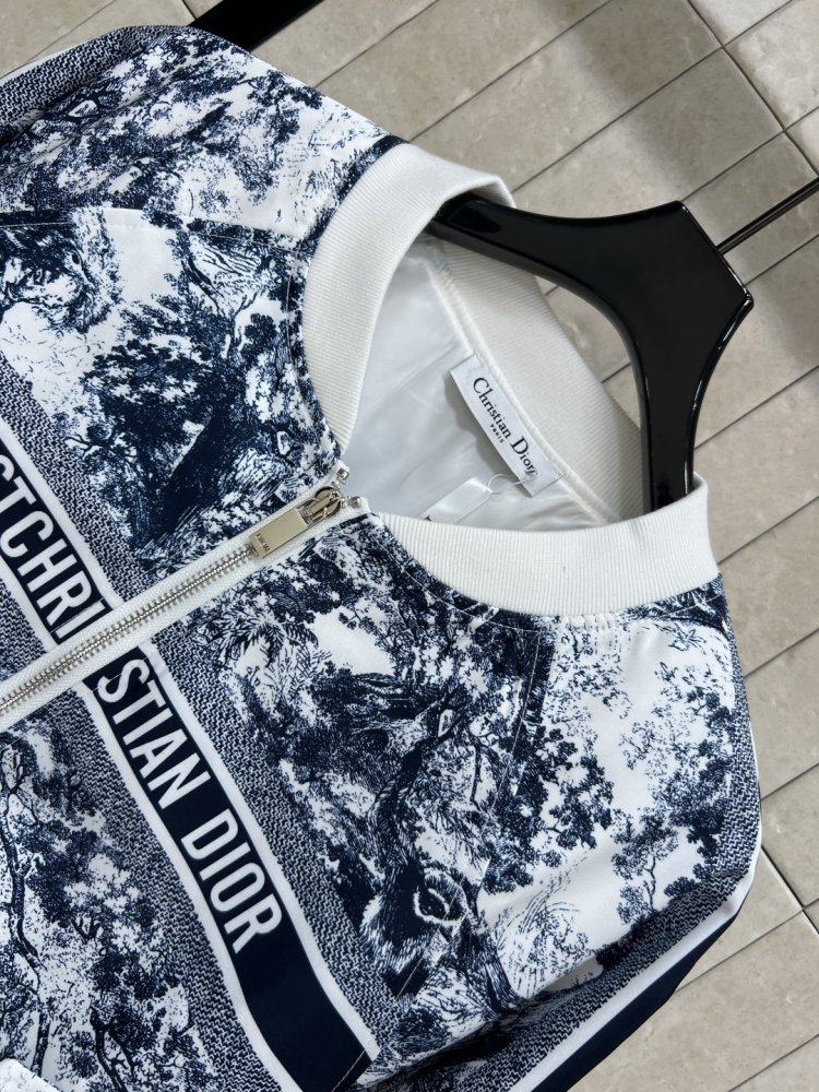 Кофта жіноча фото 2