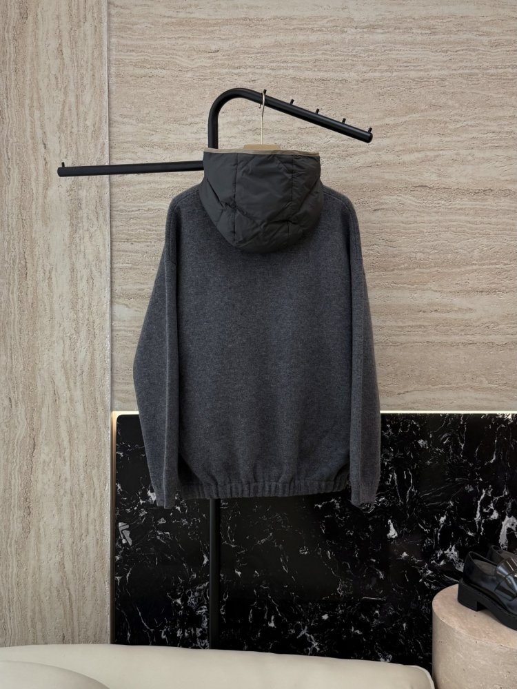 Кофта жіноча фото 2