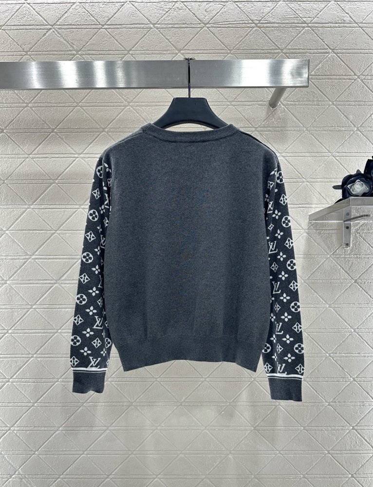 Кофта жіноча фото 2