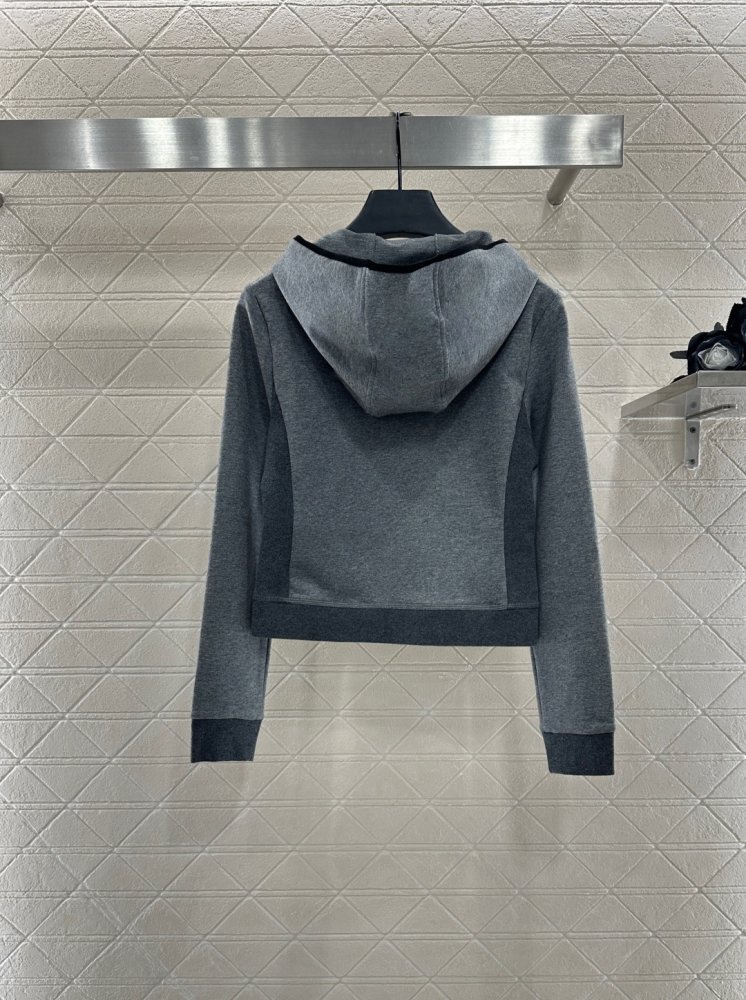 Кофта жіноча фото 2