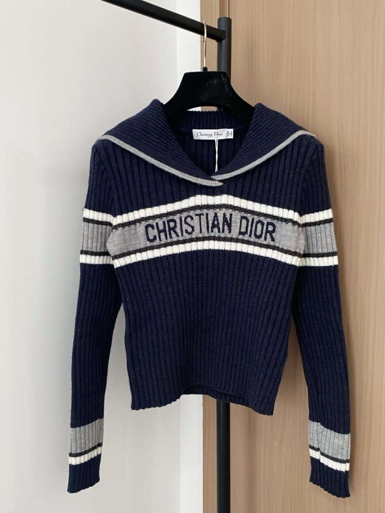 Кофта жіноча фото 2