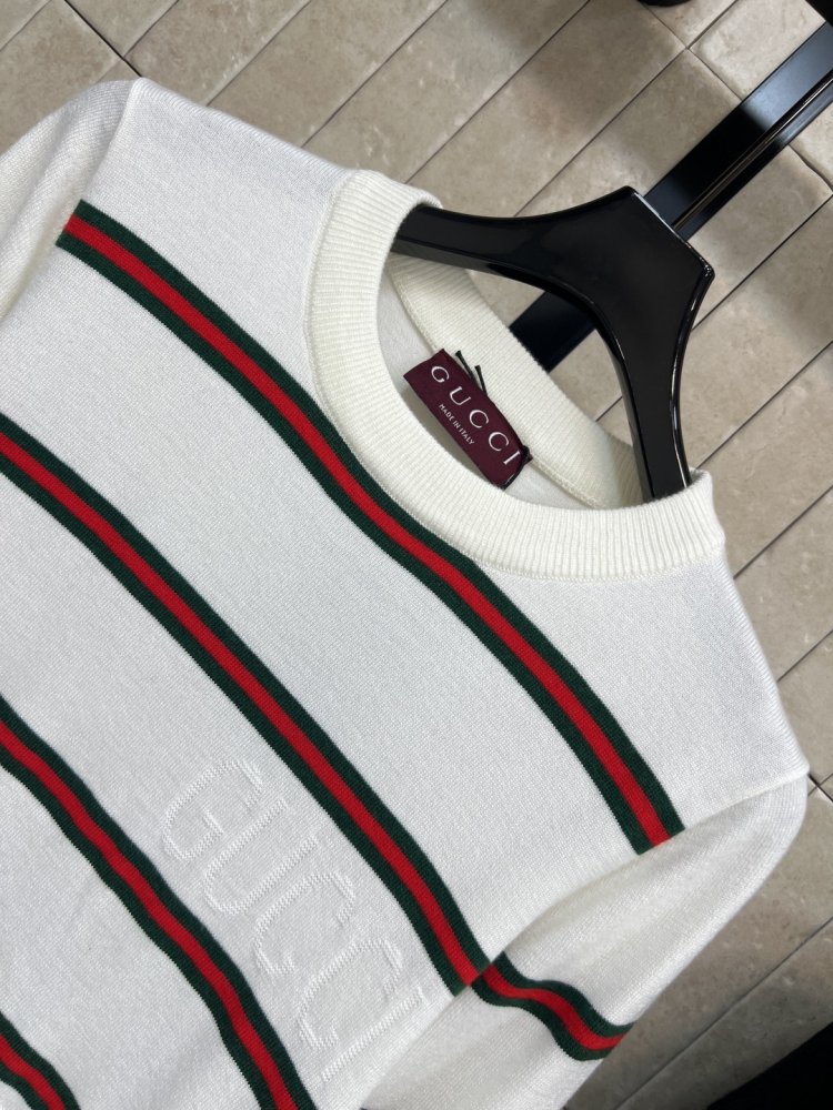 Кофта жіноча фото 2