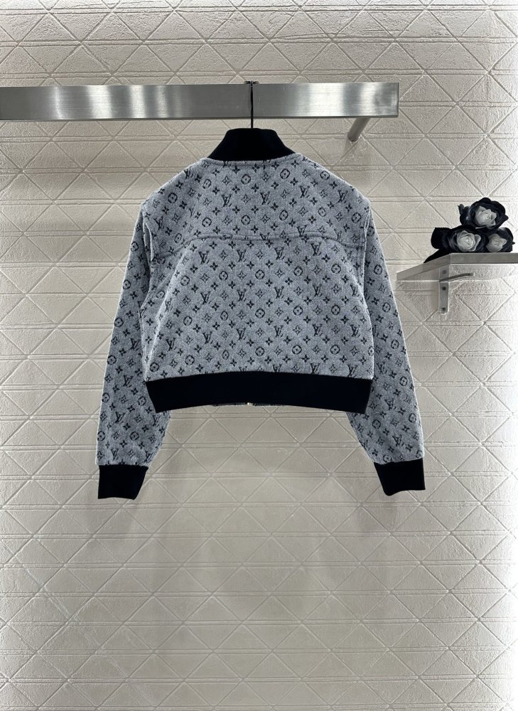 Кофта женская фото 2