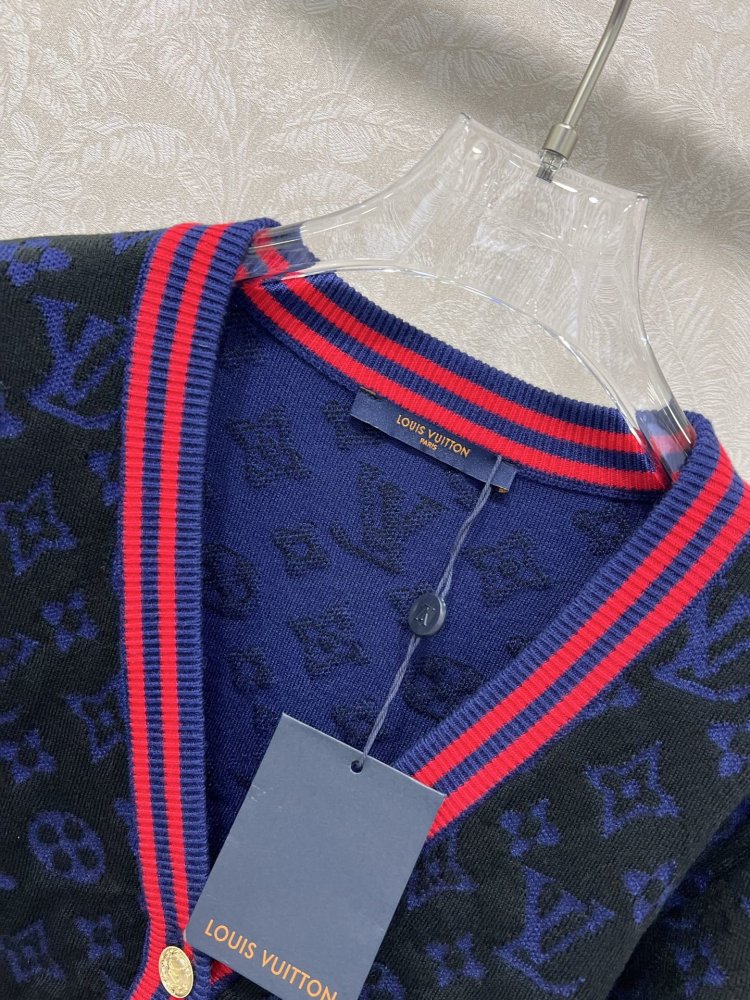 Кофта жіноча фото 2