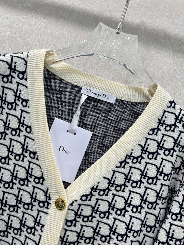 Кофта жіноча фото 2