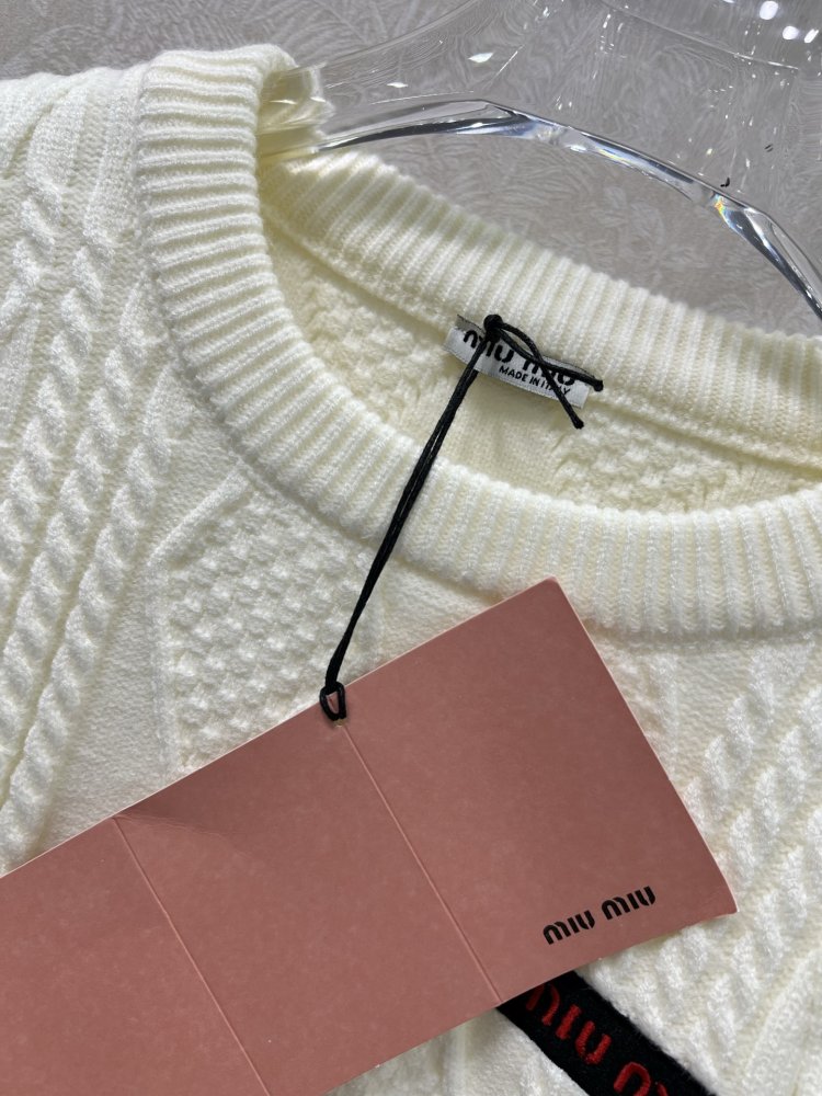 Кофта жіноча фото 2