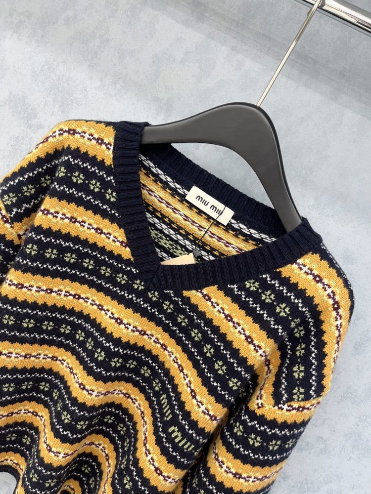 Кофта женская фото 2