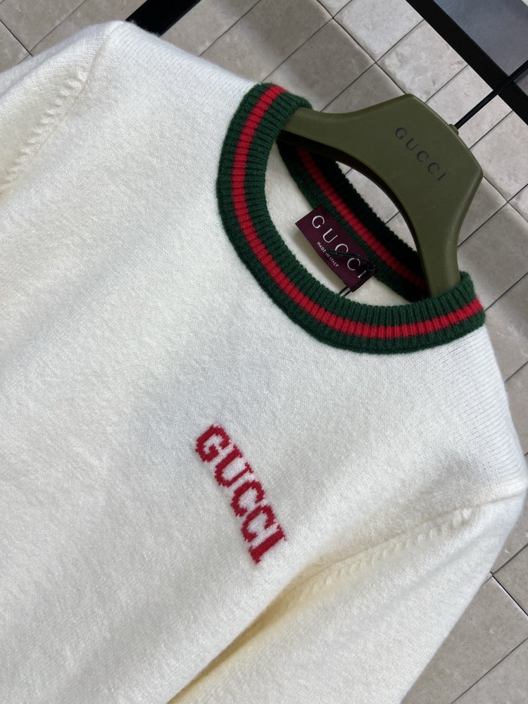 Кофта женская фото 2