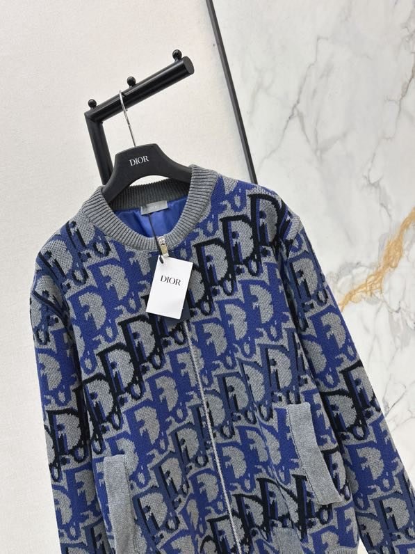 Кофта жіноча фото 2