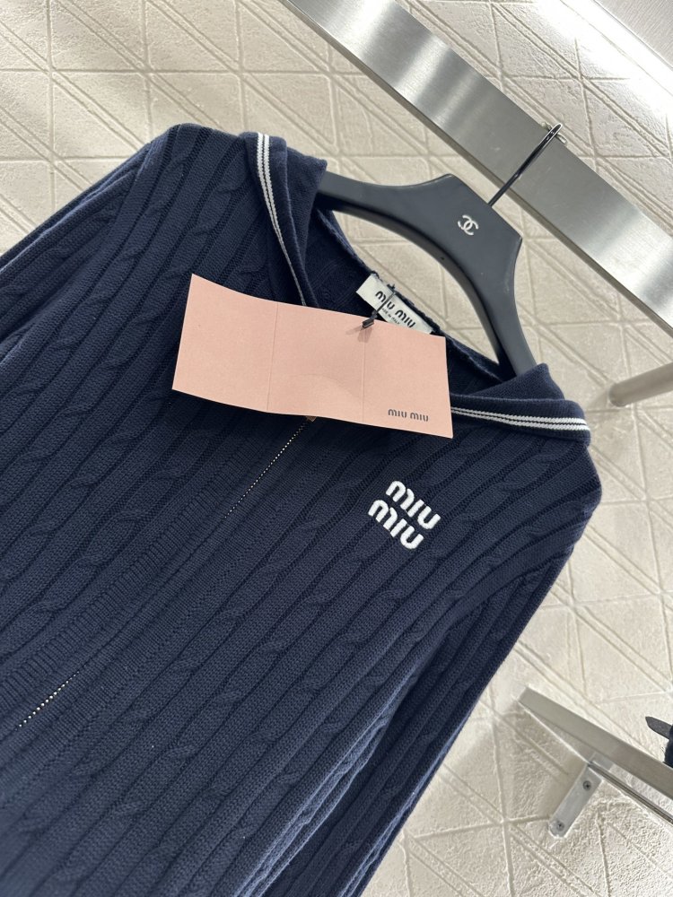 Кофта жіноча фото 3