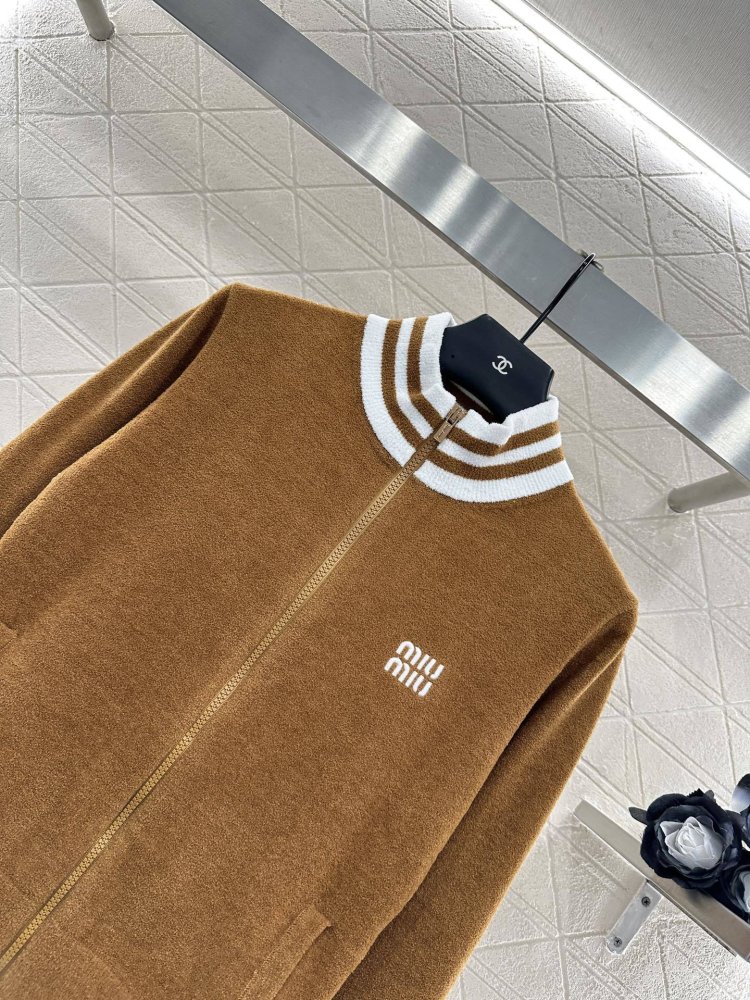 Кофта жіноча фото 3