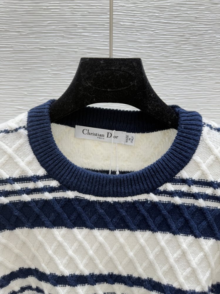 Кофта жіноча фото 3